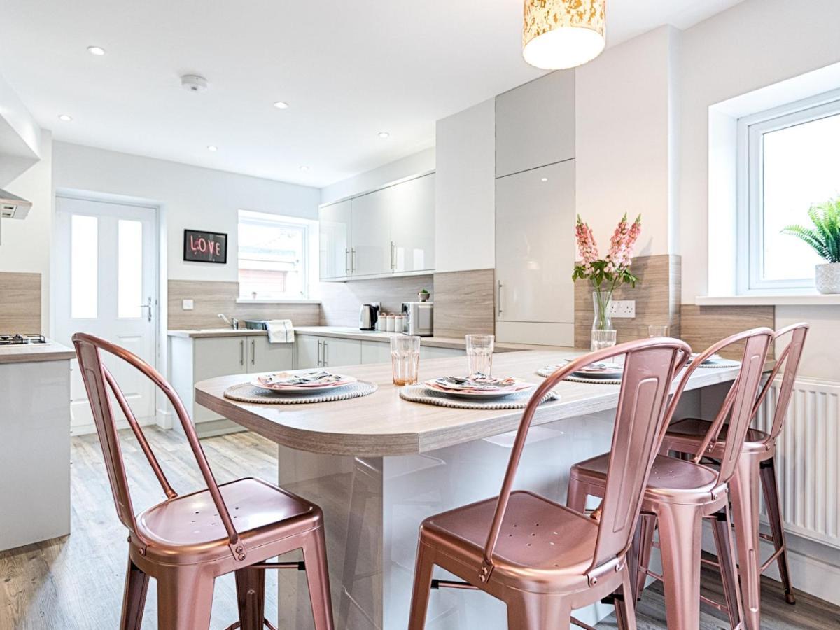Pass The Keys Luxury Bright Spacious Family Home - Near Beaches Swansea Exteriér fotografie